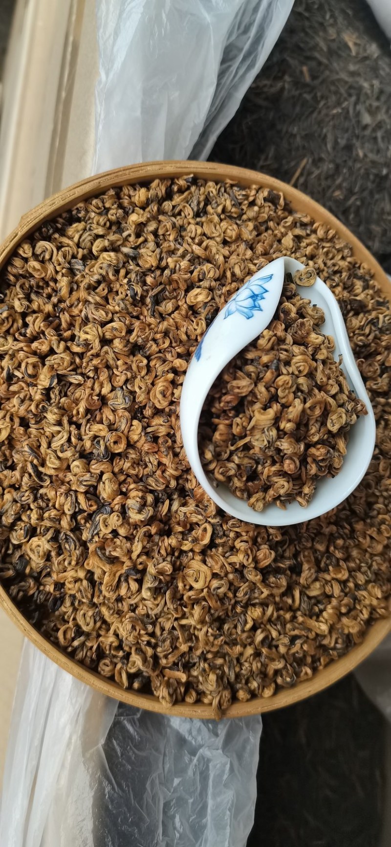 云南凤庆大金针产地直销各种规格名茶欢迎来电咨询