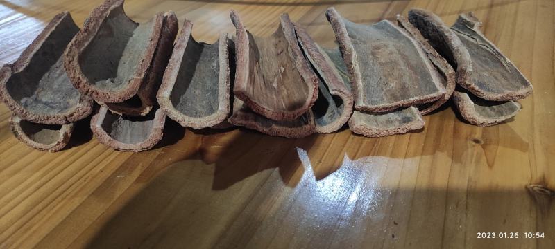 厚油桂皮