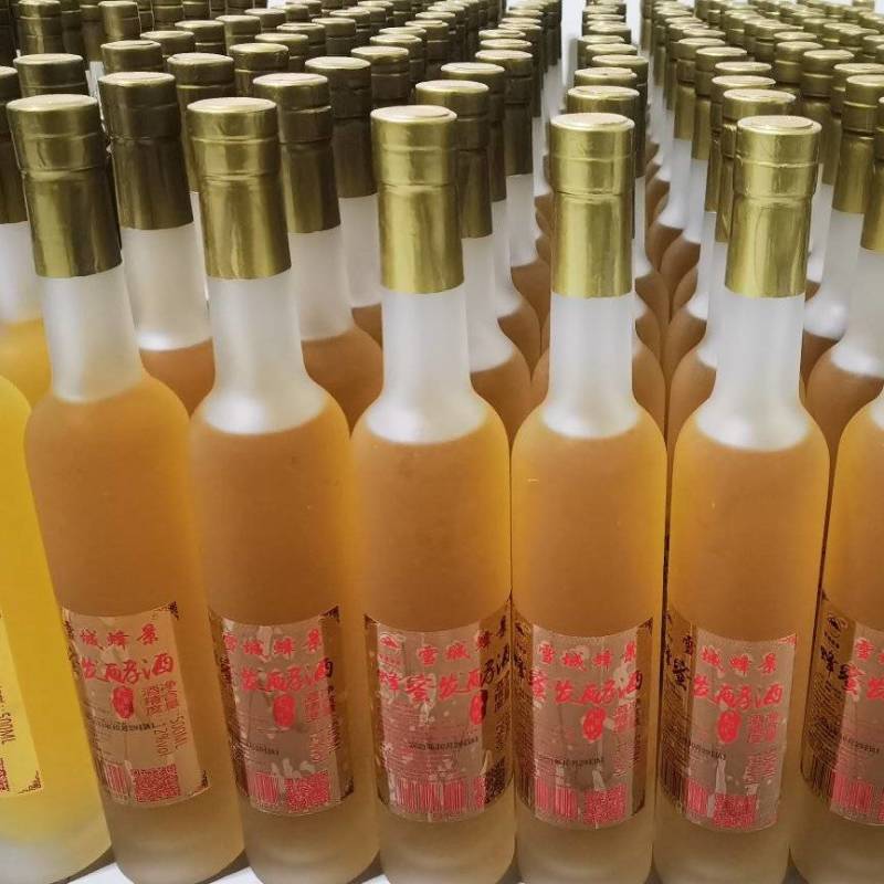 雪城蜂景牌蜂蜜酒蜂蜜白兰地(蒸馏酒)