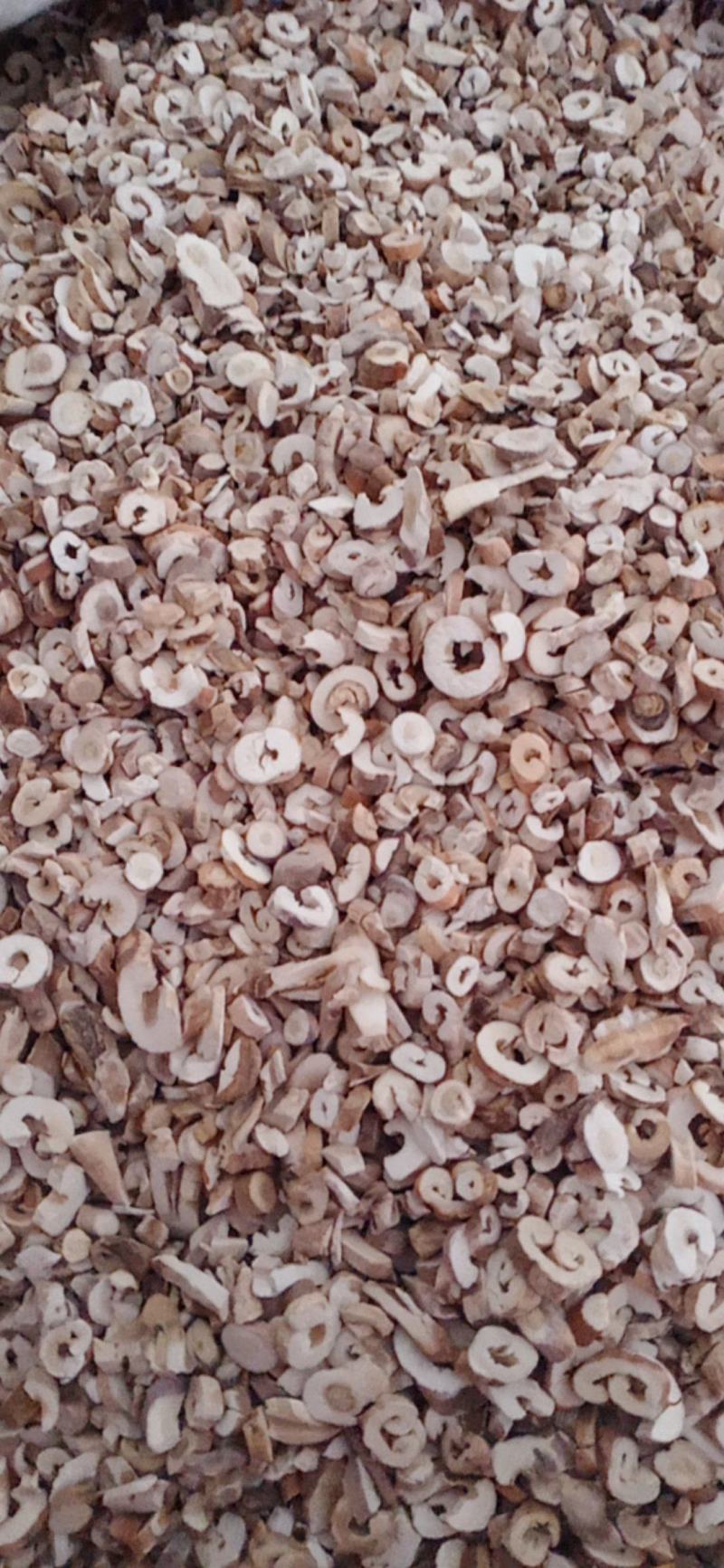 【牡丹皮】自销颜色好抽芯60%过4号筛，货源充足量大优惠
