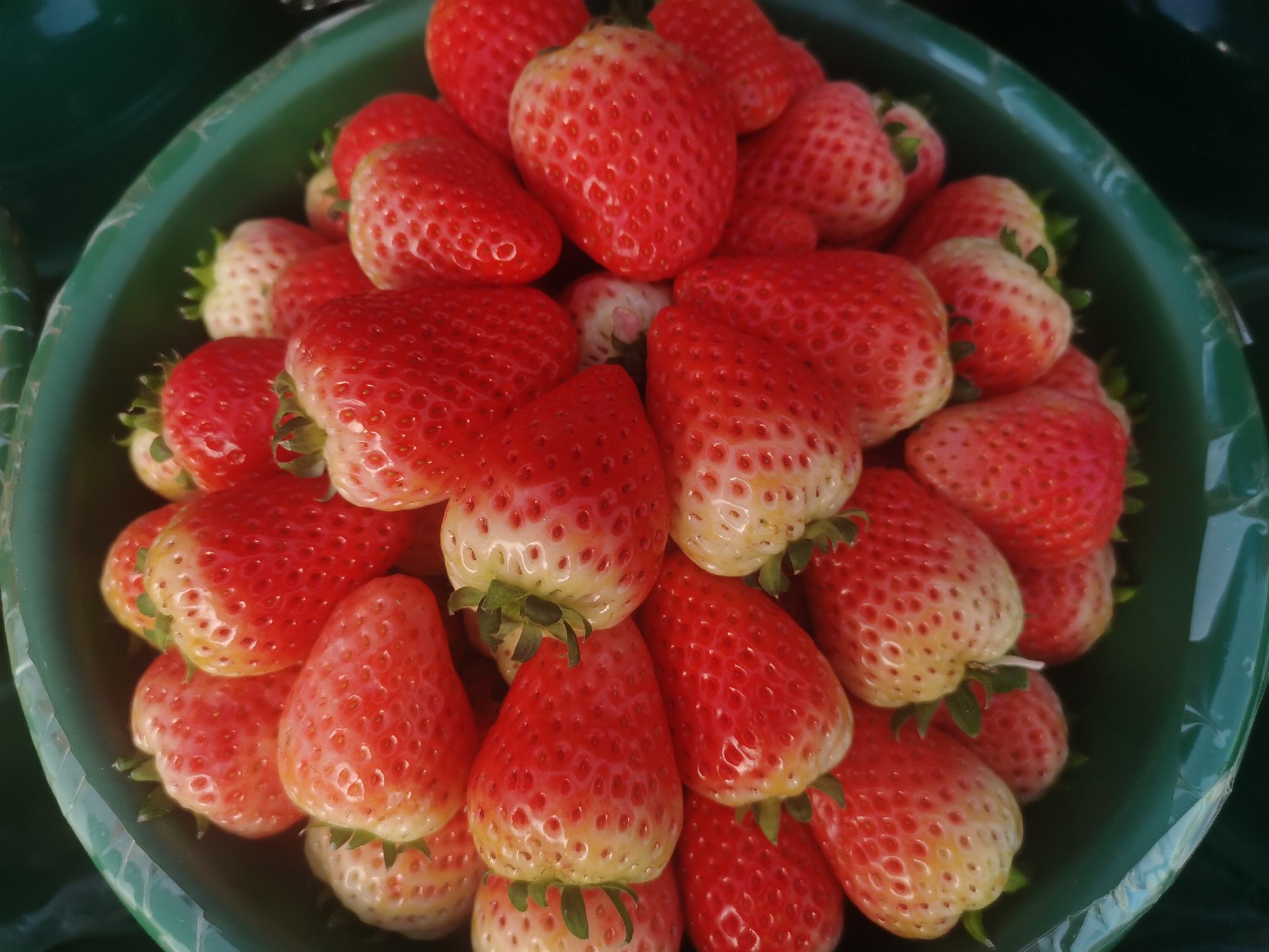 草莓煮水成品图