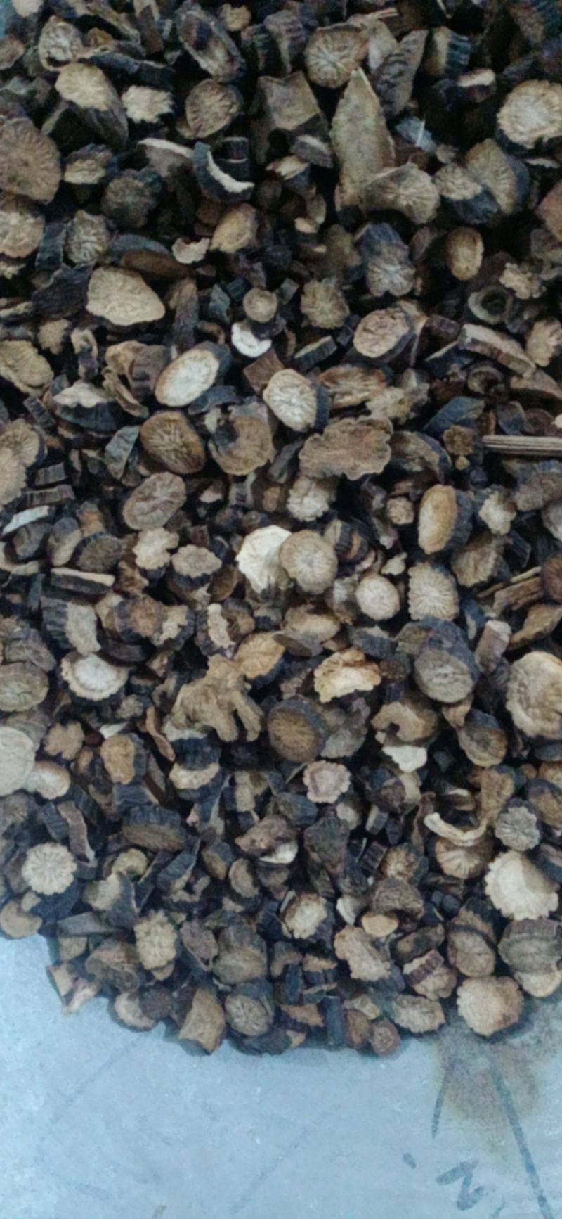 【东北家种赤芍】赤芍4一14的菊花芯黑皮，大货供应。