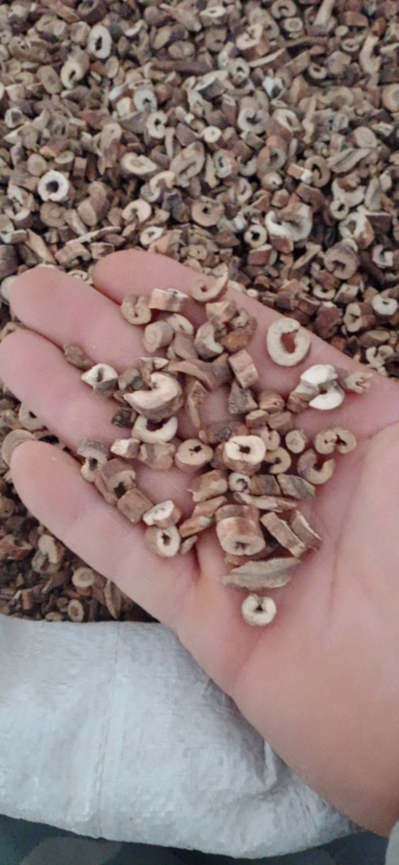 【牡丹皮】纯无硫90抽芯过4号筛自产自销大货供应量大优惠