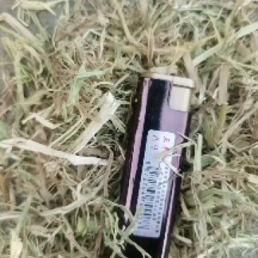稻草，花生秧，青黄储