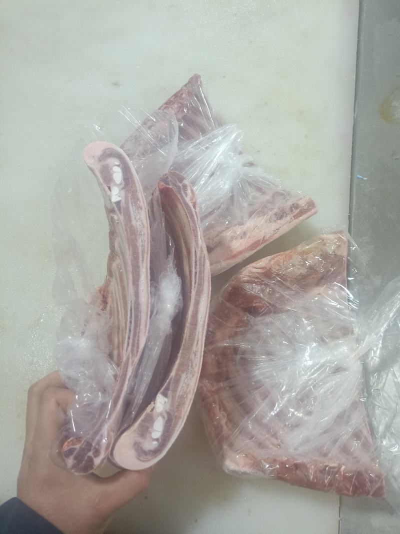 羔羊排，内蒙羔羊排一片三斤多，厂家发货，量大优惠。