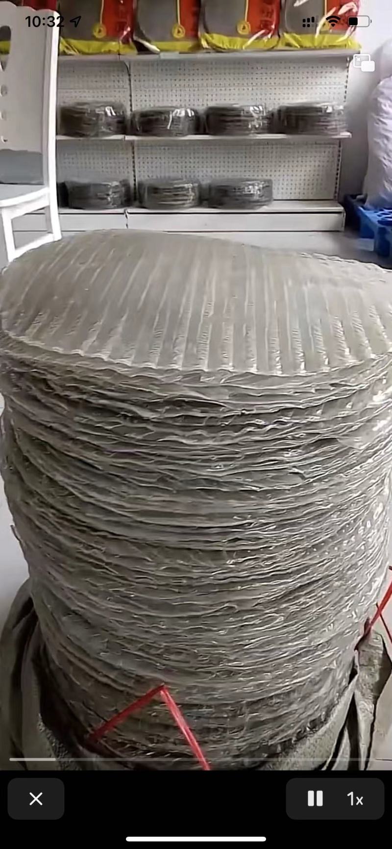 粉皮采用优质红薯淀粉精纯工艺制作而成无尘车间生产室内烘干