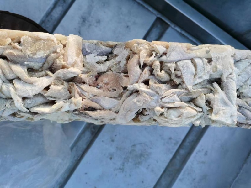 鳕鱼带皮碎肉