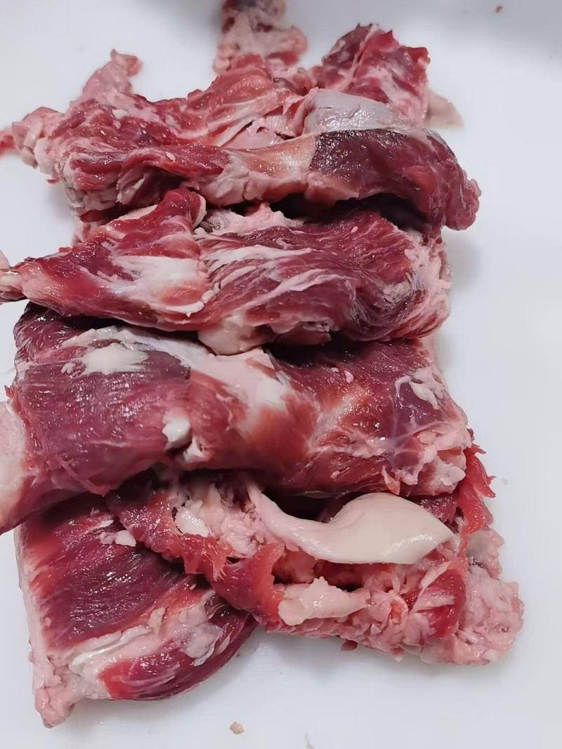 纯干牛碎肉，现货实拍支持样品支持看货，做馅煮面丸子炒菜等