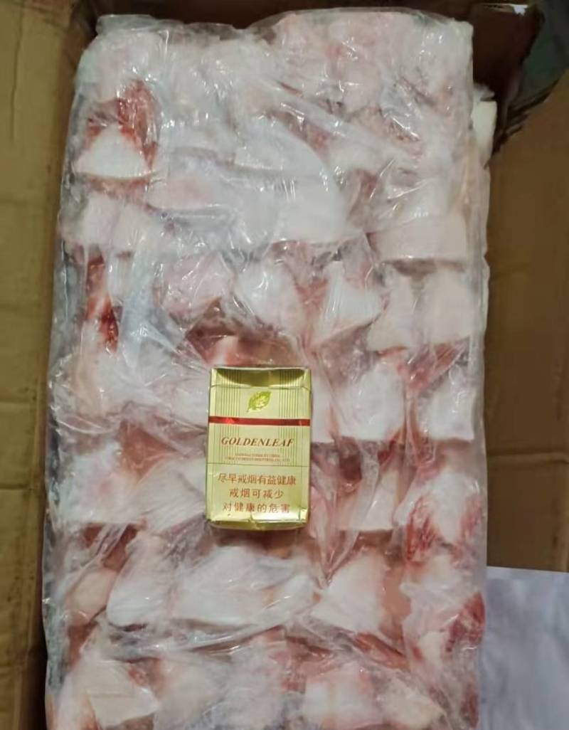 新鲜冷冻巴沙鱼鳍巴沙鱼翅20斤巴沙鱼刺鱼下巴商用食堂