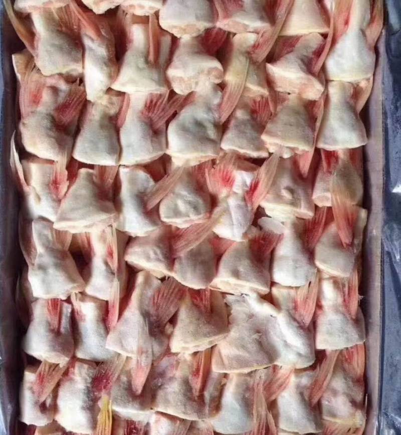新鲜冷冻巴沙鱼鳍巴沙鱼翅20斤巴沙鱼刺鱼下巴商用食堂