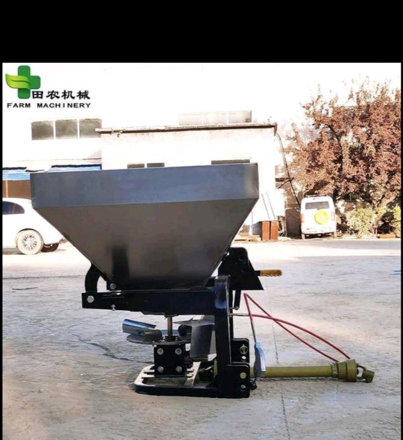 不锈钢单盘撒肥机颗粒肥施肥机抛肥机拖拉机背负式撒肥机
