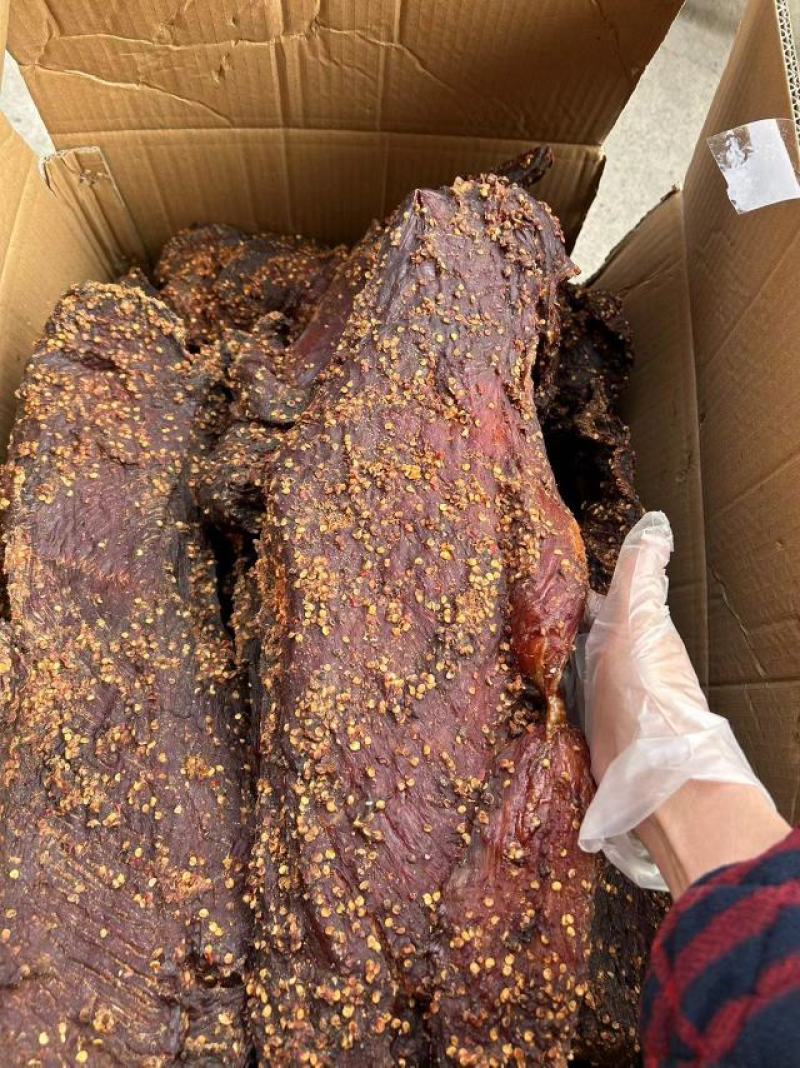 风干麻辣大块肉四川成都发货五香麻辣品质好味道好