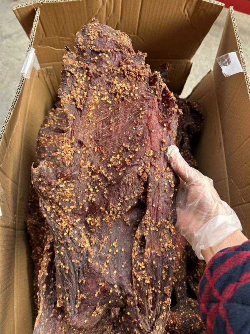 风干麻辣大块肉四川成都发货五香麻辣品质好味道好