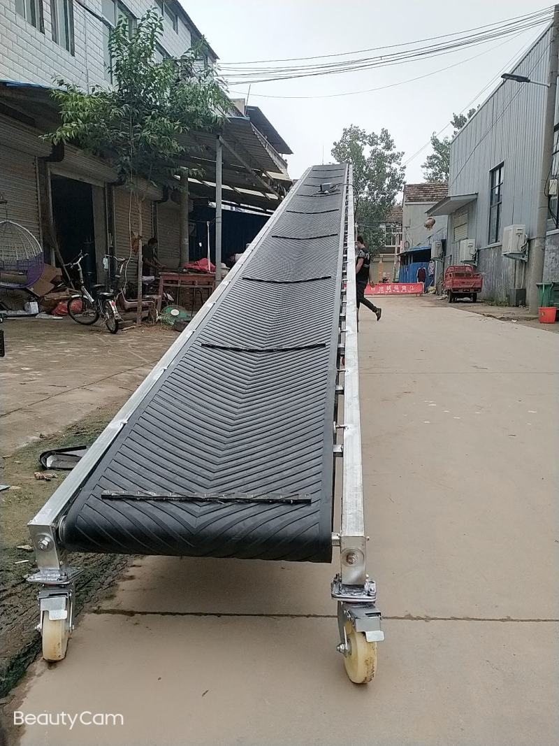 小型输送机折叠是爬坡升降机传送带