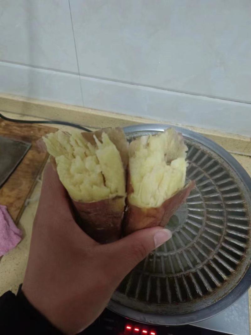 山西运城红薯，秦薯，一支香，干面无丝，没有虫眼。