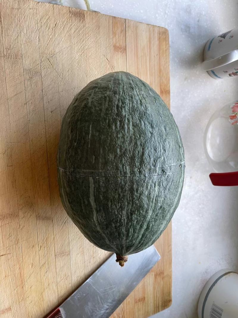 墨绿橄榄贵族南瓜种子早熟座果好产量高，果形独特细粉面甜