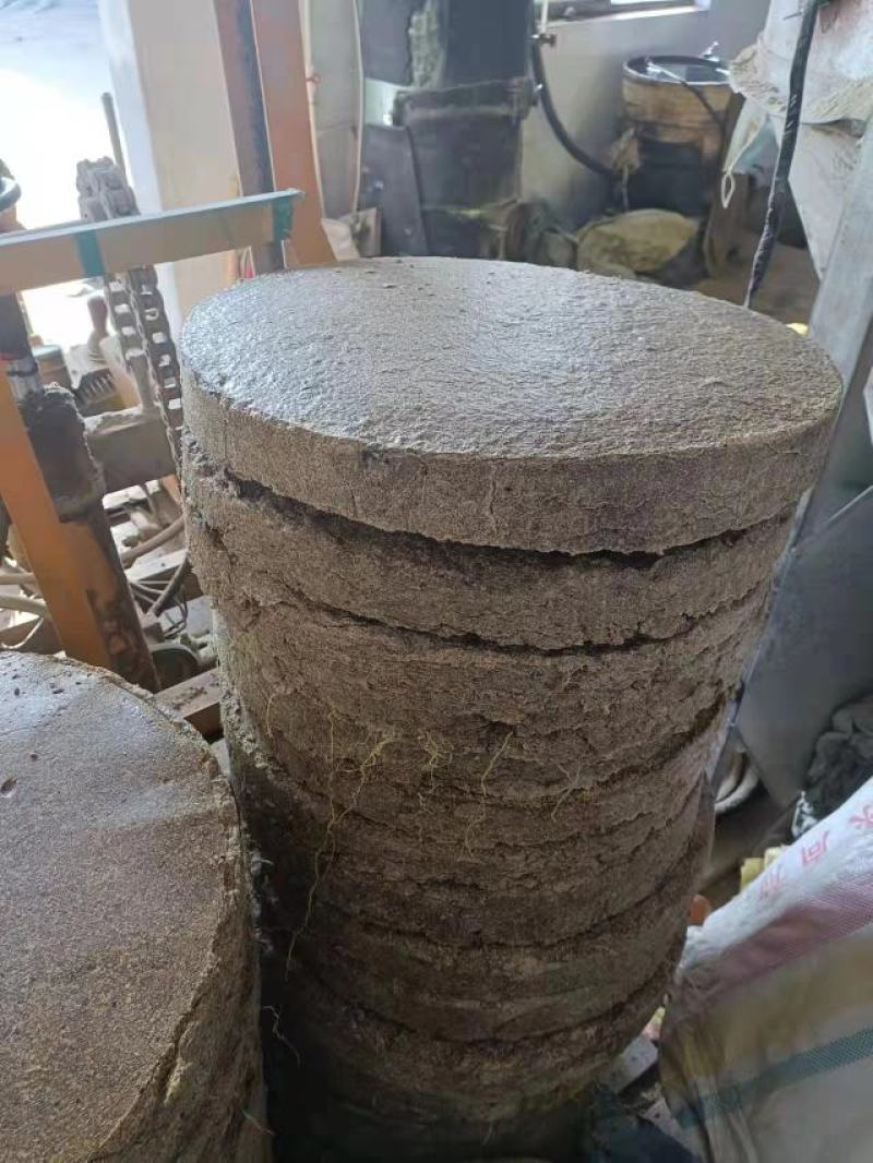 长期供应豆饼猪牛羊饲料豆饼园豆饼质量可靠