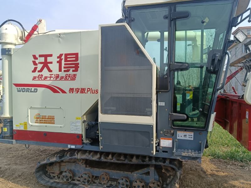 2021年9月份出厂沃得尊享版普拉斯118马力两米二割台