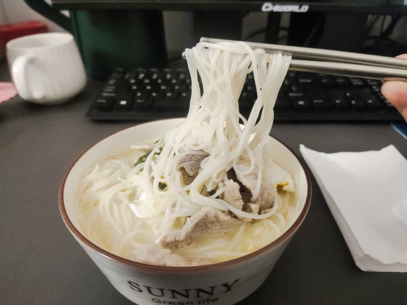 手工切粉米线纯手工不含任何添加剂