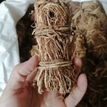 五指毛桃无硫整捆地下部分五指毛桃根切片批发零售各种规格中