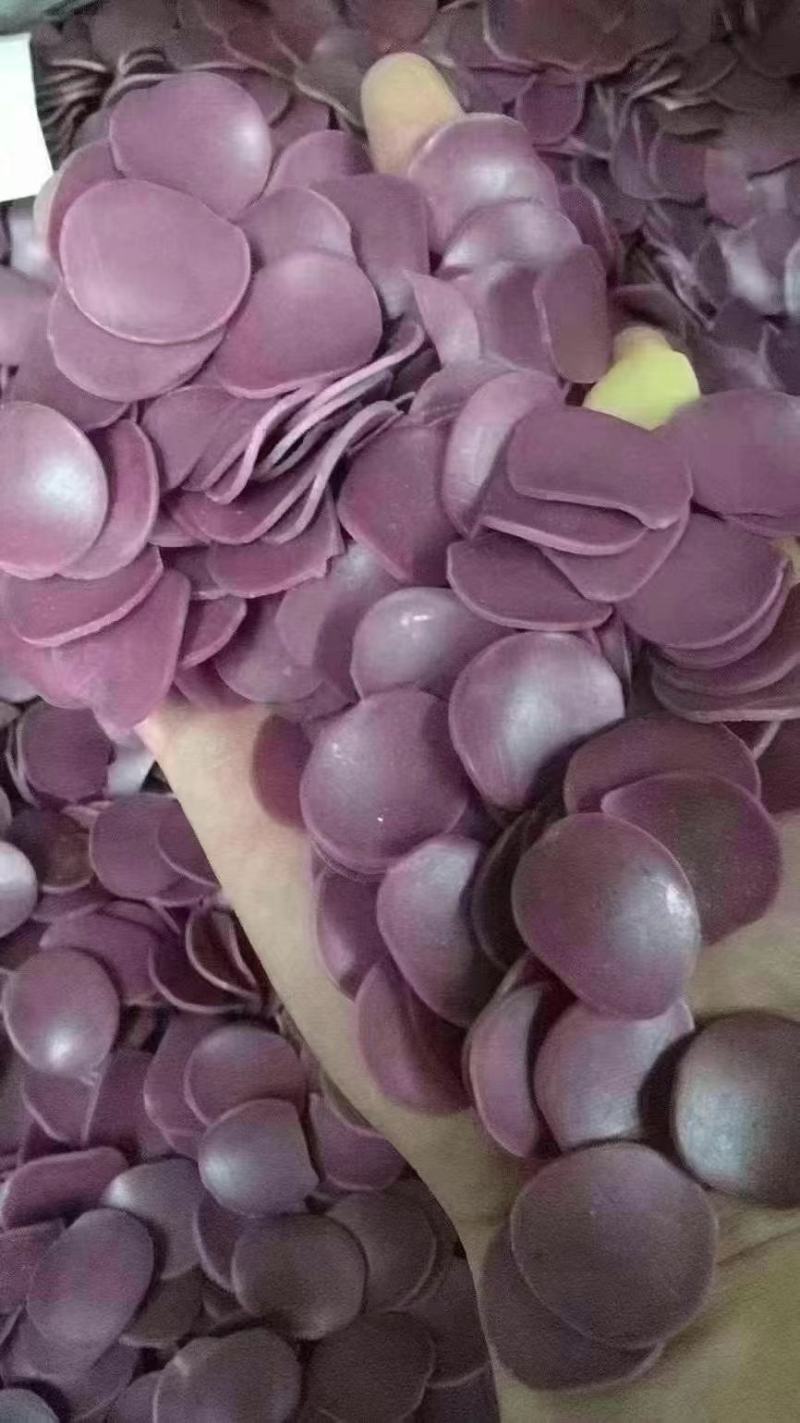 网红薯片黄金薯片紫薯片膨化食品休闲零食油炸薯片