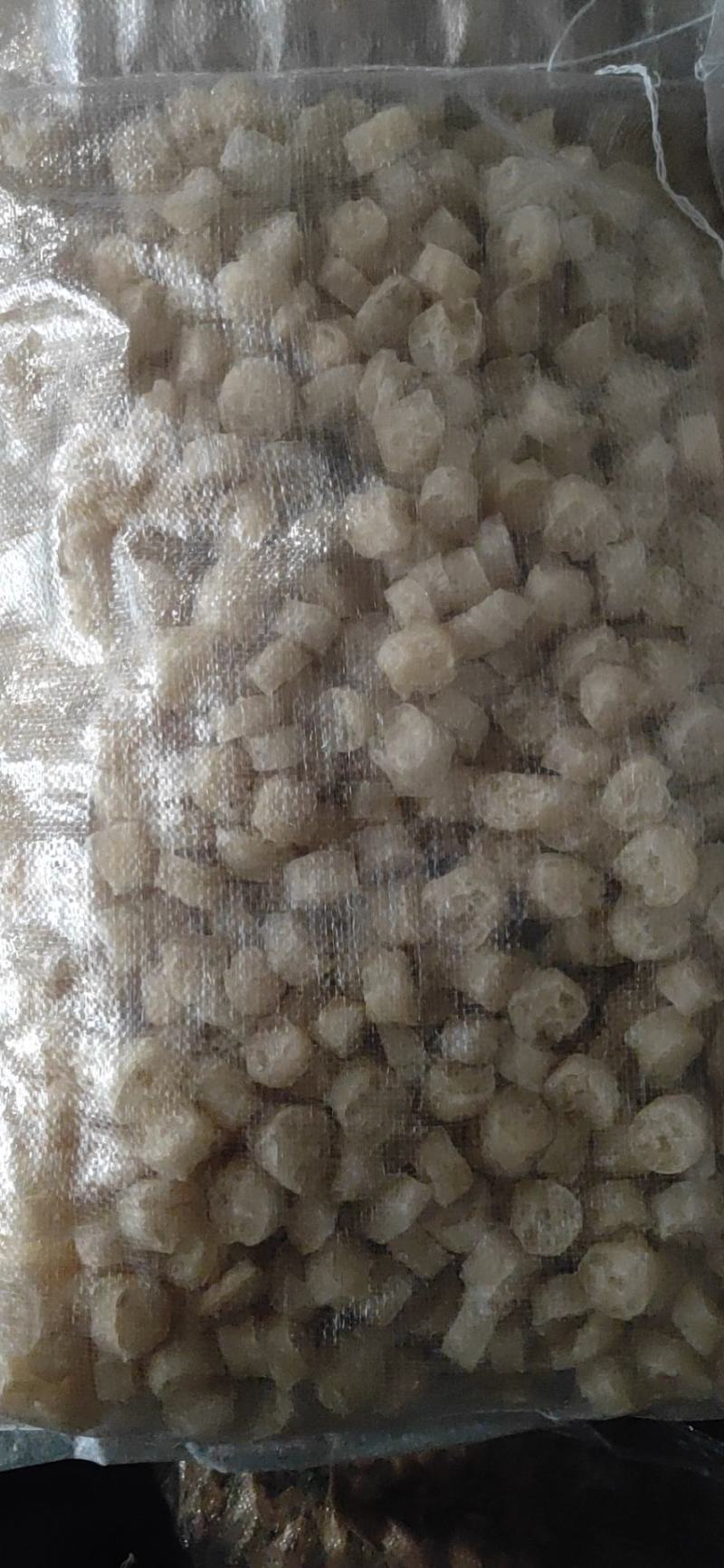精制面藕，自然风干，无添加剂，食用方便，品象好，卖点高。