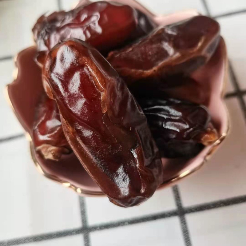 伊拉克黄金椰枣伊朗黑椰枣批发