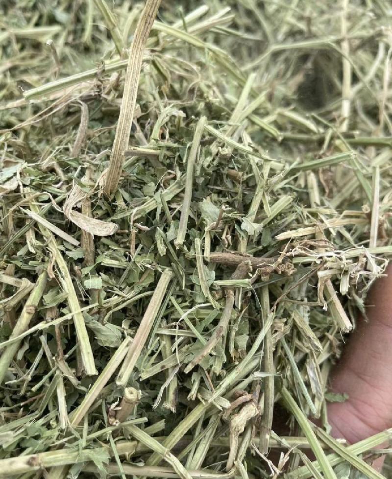 花生秧牛羊马兔鸵鸟草料1-3公分