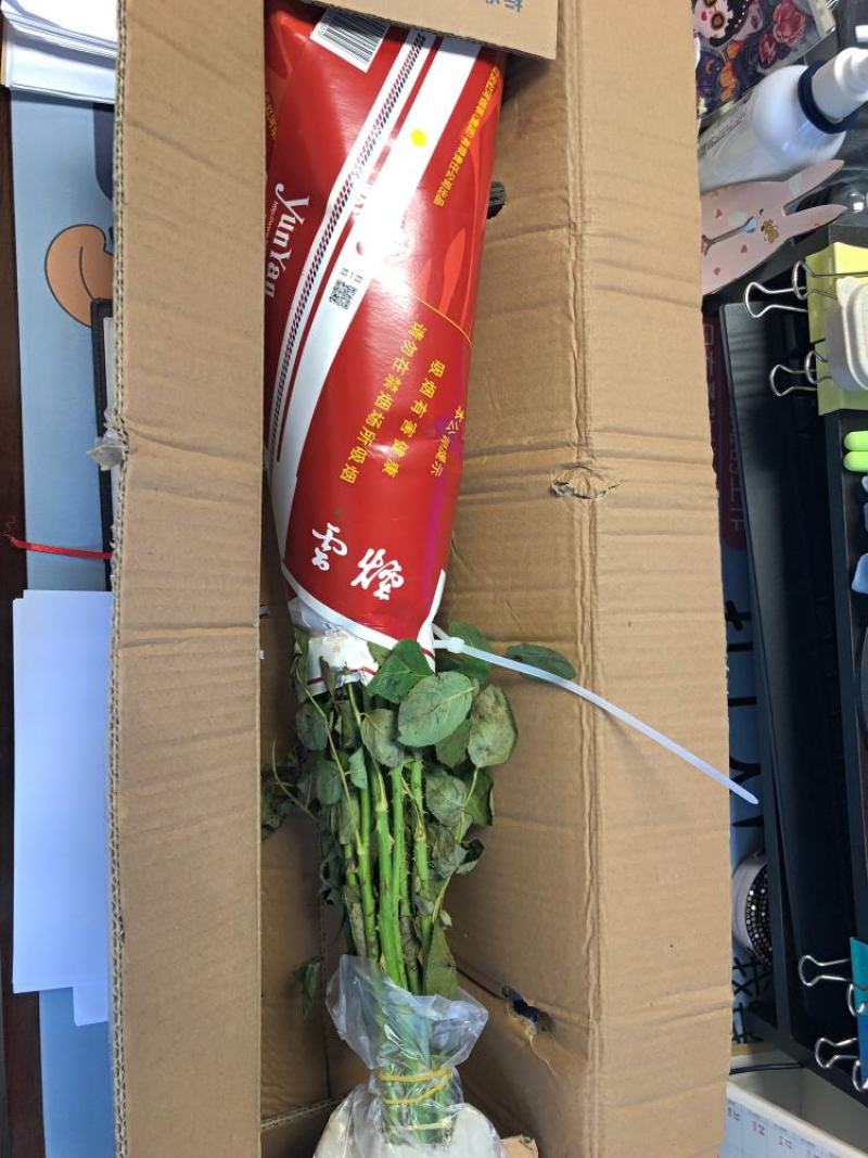 云南基地直发昆明鲜花直批玫瑰花批发20支鲜切花速配花束插