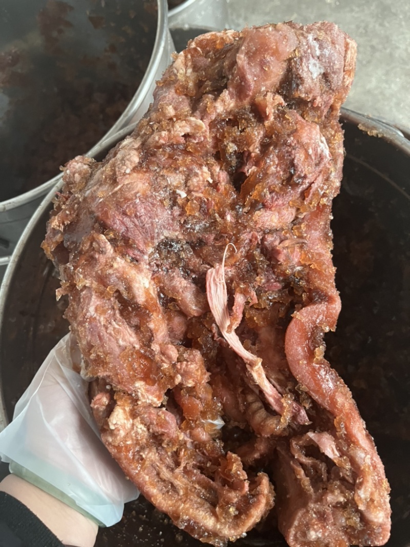 山东泰安酱猪头肉，精修无肥膘，可长期供货