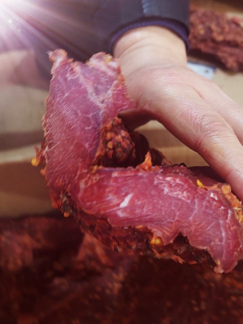 大块肉，牛肉味，火爆热销中，厂家供应，品质保证！货源足