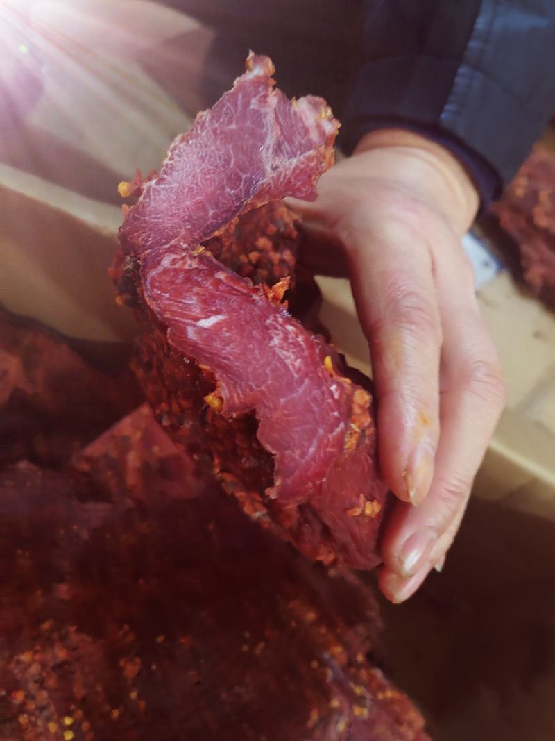 大块肉，牛肉味，火爆热销中，厂家供应，品质保证！货源足