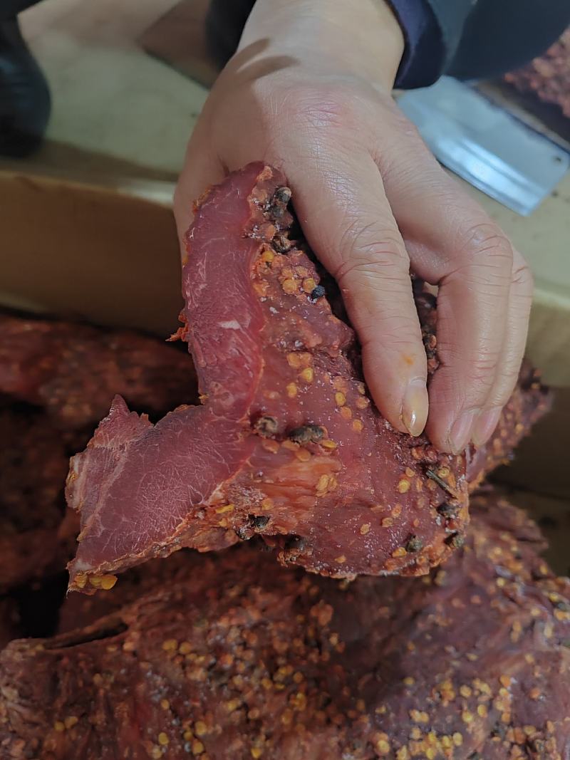 大块肉，牛肉味，火爆热销中，厂家供应，品质保证！货源足