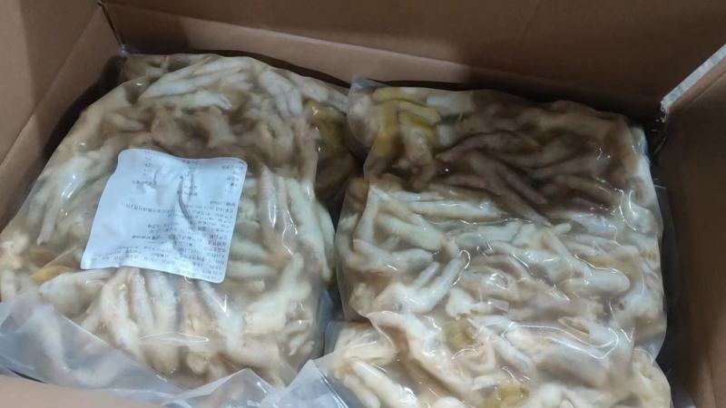 四川特产泡椒鸡爪酸辣鸡爪熟食鸡爪地推展会美食街热销产品