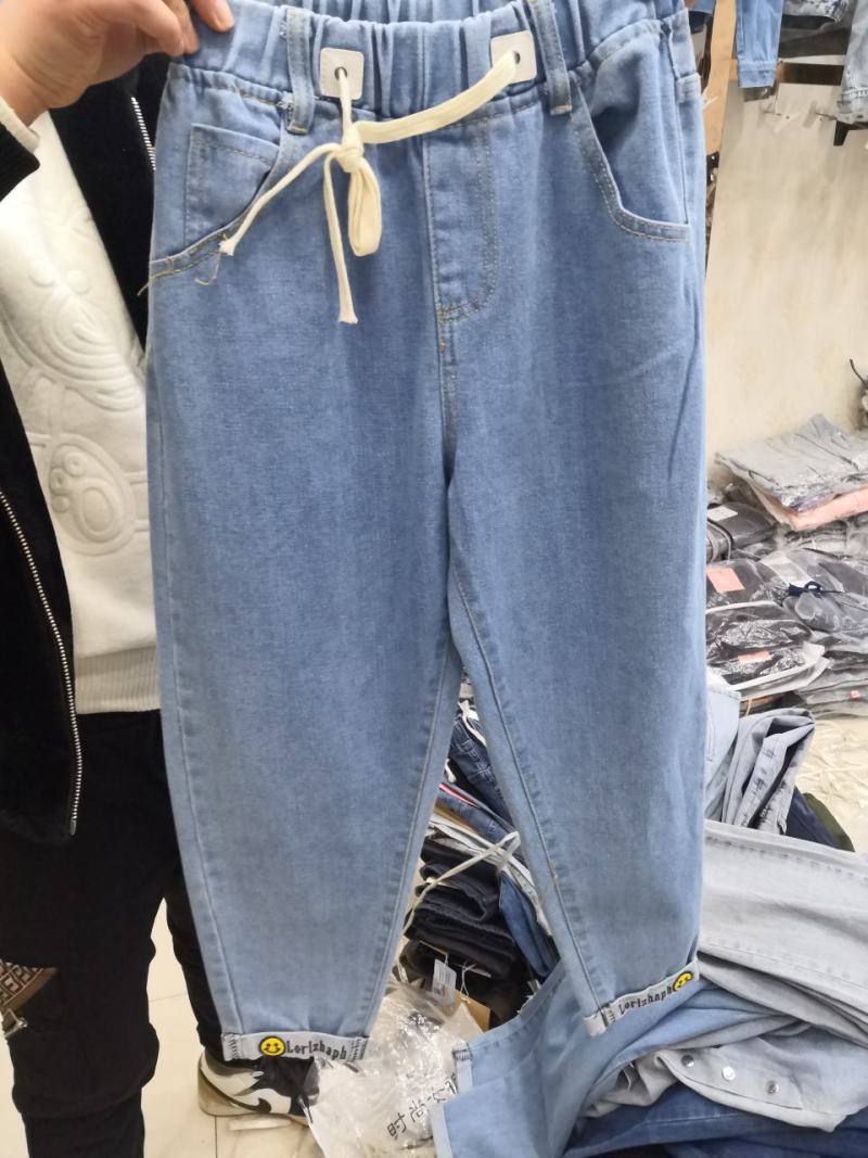 女士牛仔裤全新