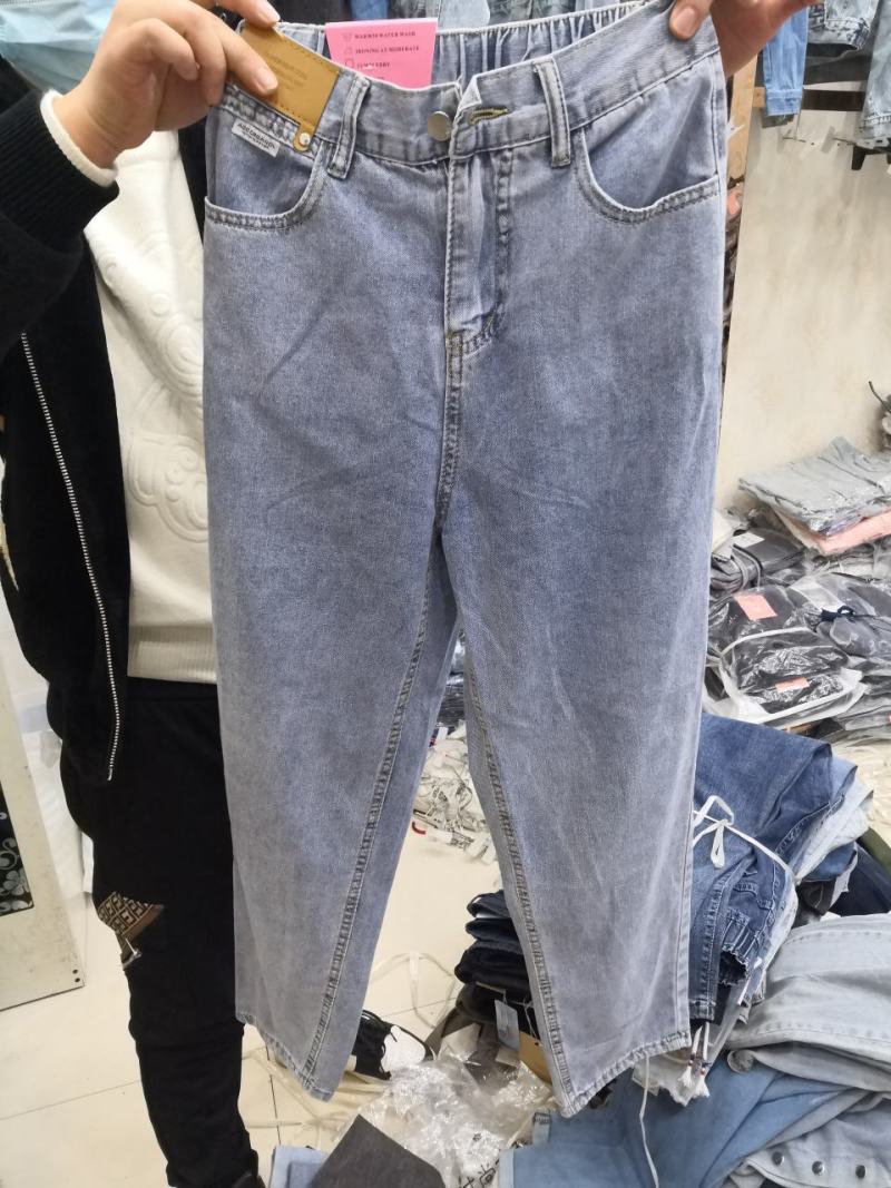 女士牛仔裤全新