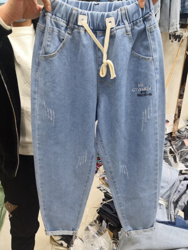 女士牛仔裤全新