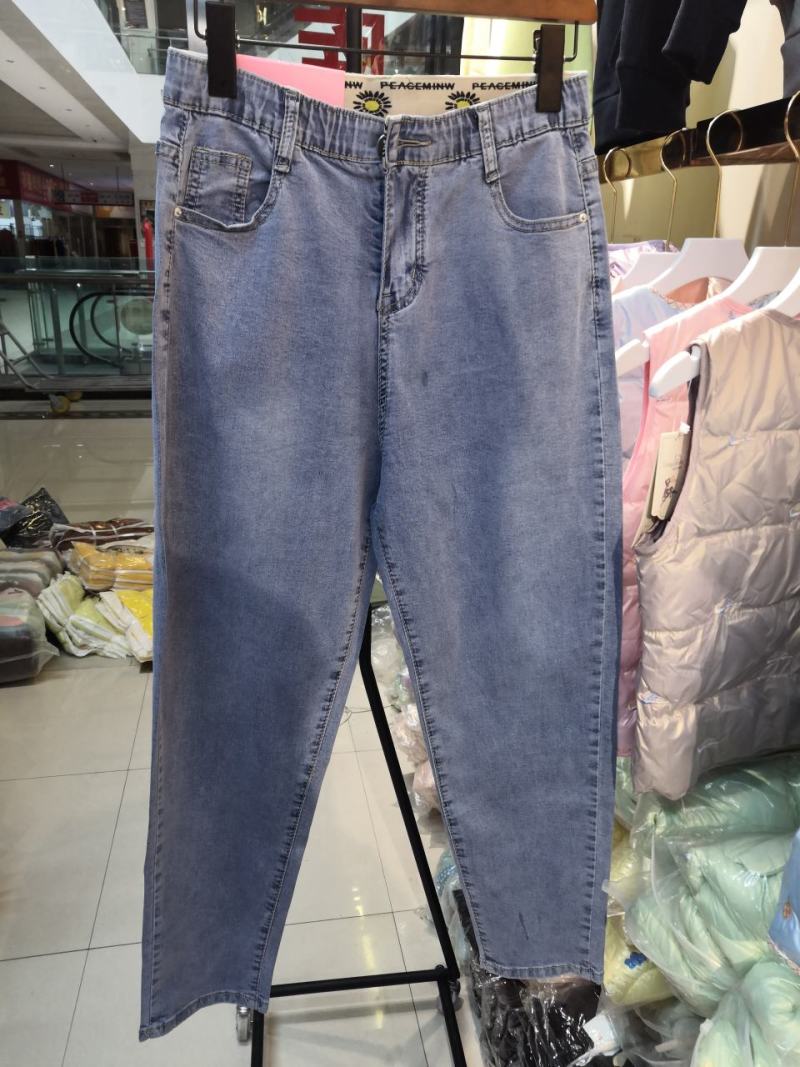 女士牛仔裤全新
