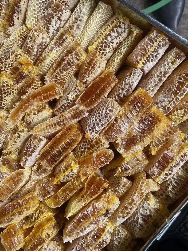蜂巢蜜新鲜蜂蜜油菜花蜜产地直发