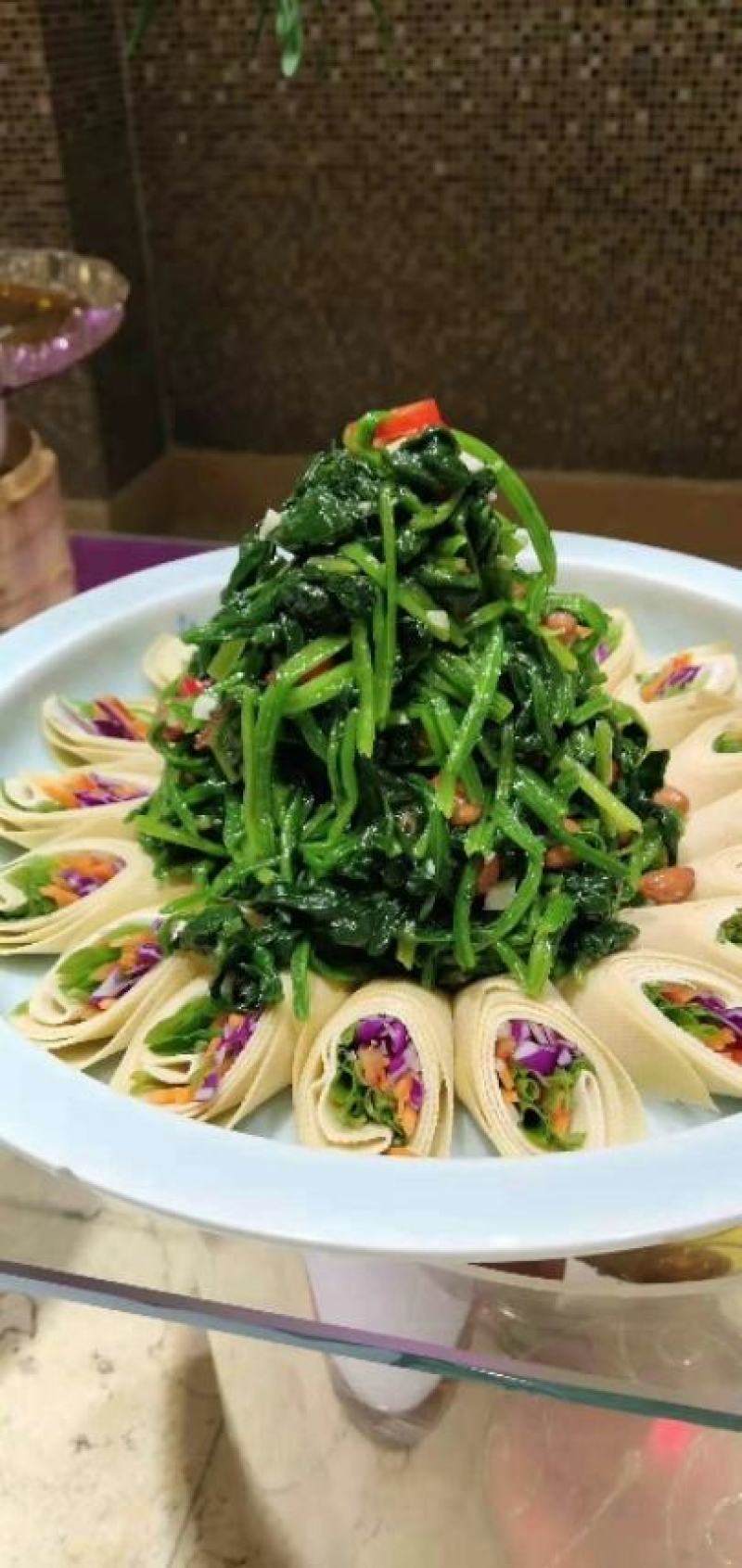 黄花苗，又叫蒲公英，纯野生，手工摘洗，一袋够一份菜
