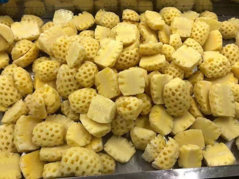 广东湛江速冻菠萝瓣1/2可视频看货对接全国