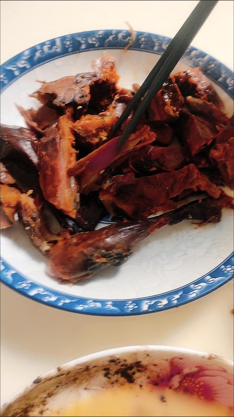 【现做现发】风干手撕酱板鸭酱鸭网红零食整只全鸭肉板鸭小吃
