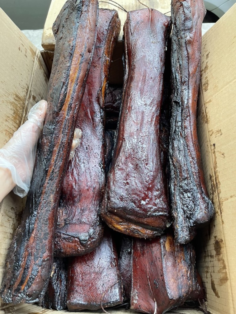 烟熏定制腊三线黑色（腊肉香肠源头工厂一手货源量大从优）