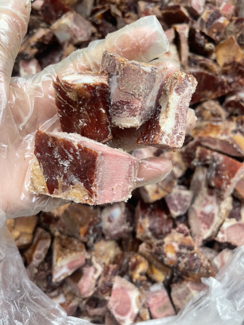 烟熏据小排骨（腊肉香肠源头工厂一手货源量大从优）