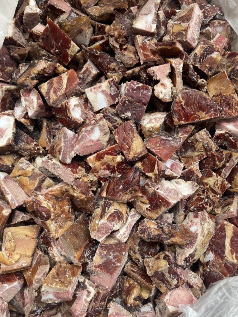 烟熏据小排骨（腊肉香肠源头工厂一手货源量大从优）