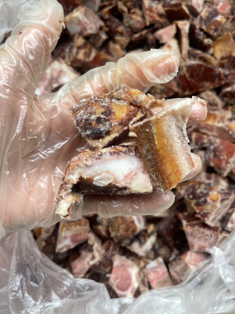 烟熏据小排骨（腊肉香肠源头工厂一手货源量大从优）