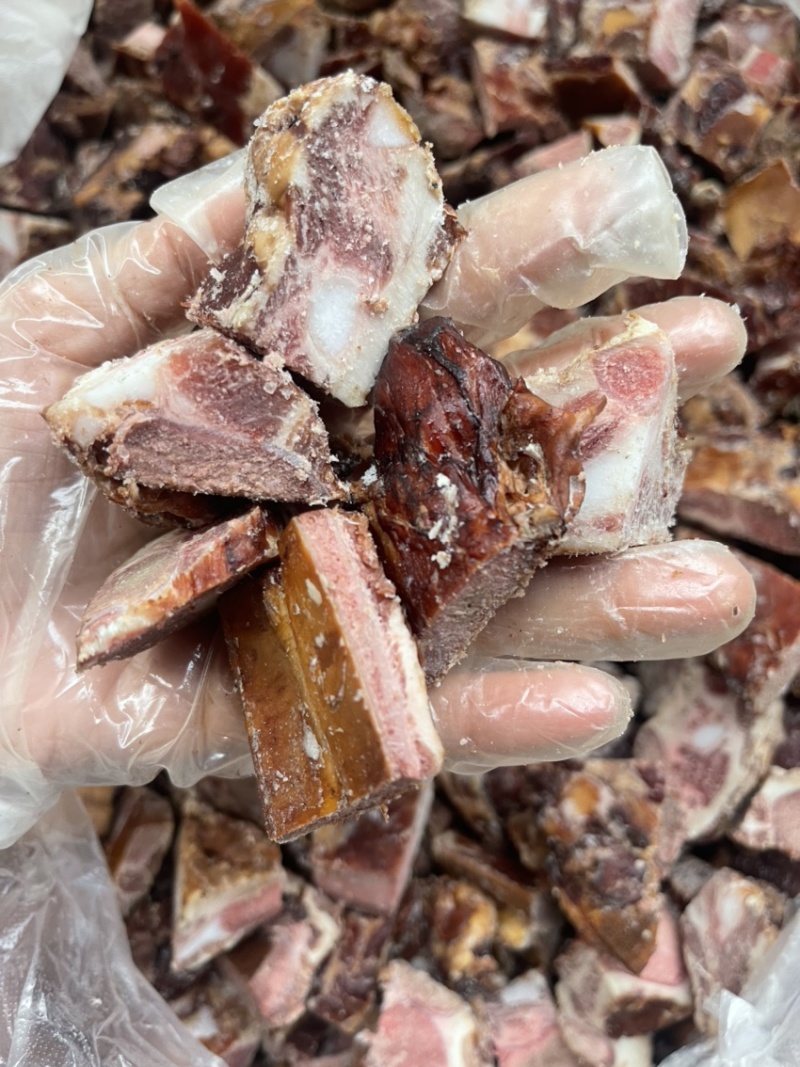 烟熏据小排骨（腊肉香肠源头工厂一手货源量大从优）