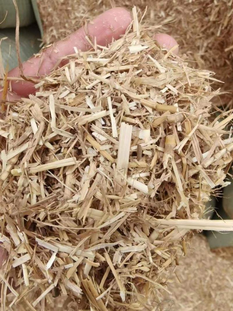 【推荐】小麦秸秆牛羊牧草饲料干草牛羊草料大量供应