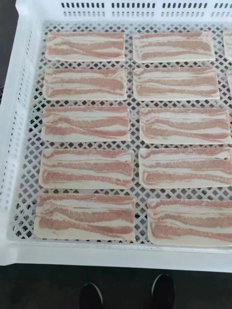 猪肉精修肉青纯干无冰质量很好批发价格欢迎各位老板