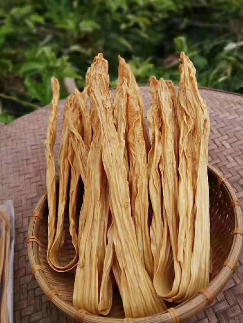 河源和平腐竹手工制作黄豆腐竹黑豆腐竹豆味香浓
